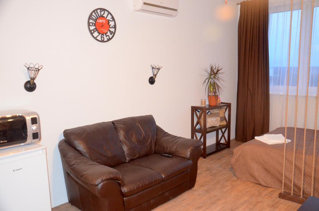 Sky Apartment Virmenska Kiev Bagian luar foto