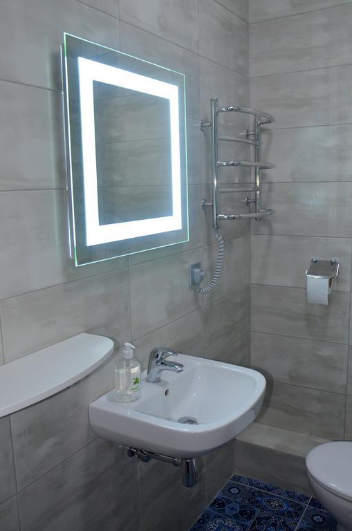 Sky Apartment Virmenska Kiev Bagian luar foto
