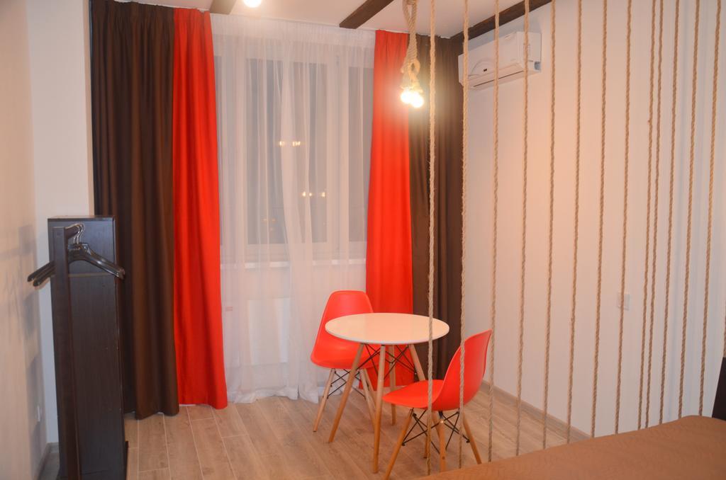 Sky Apartment Virmenska Kiev Bagian luar foto